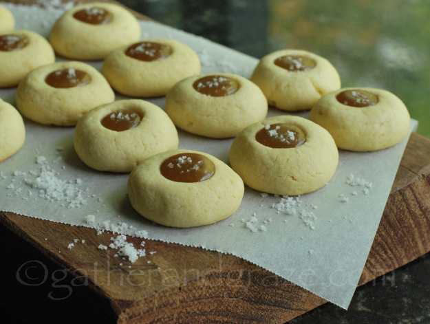 Salted Caramel Cookies | Gather and Graze